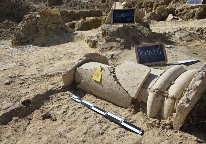 Tombe Gela (1)