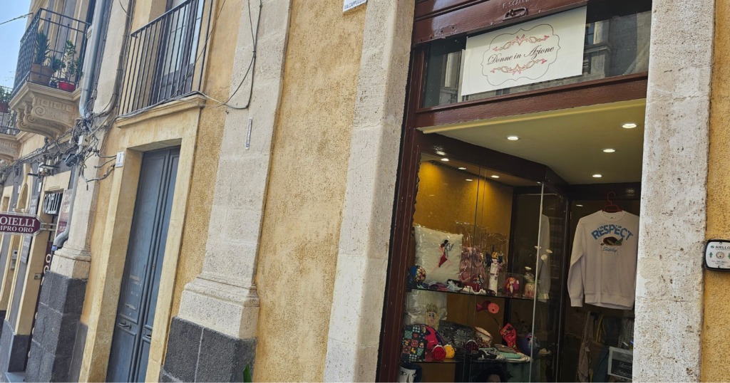 Facebook CATANIA BOTTEGA SOCIALE 2025 (10)