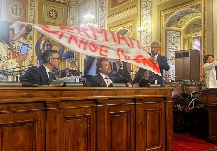 stricione Gaza Ars deputati PD 2