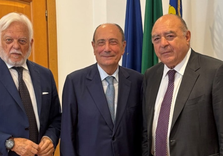 L'amministratore delegato di Anas Claudio Andrea Gemme, il Presidente della Regione Siciliana Renato Schifani, il Presidente di Anas Giuseppe Pecoraro